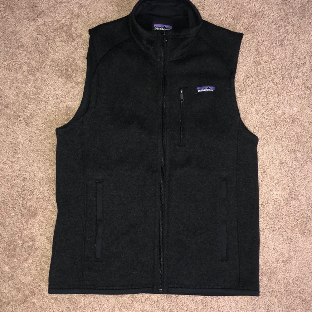 Men’s Patagonia zip vest. Charcoal gray